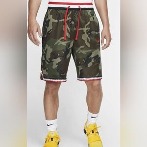 Nike Dri-Fit DNA 3.0 Men's Basketball Shorts Camo Size XL.